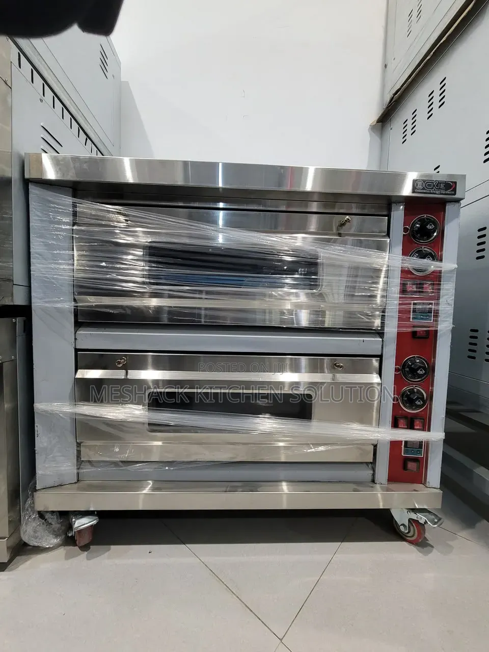 Electeic Oven With 2 Deck and 2 Trays