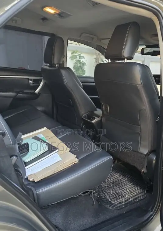 Toyota Fortuner 2.8 D RWD 2021 Beige