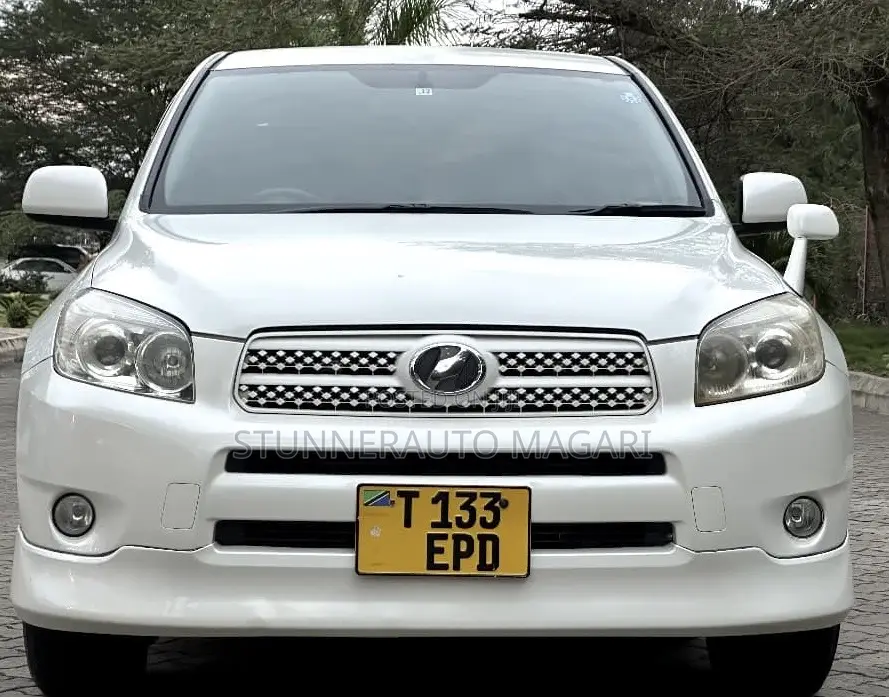 Toyota RAV4 2008 White