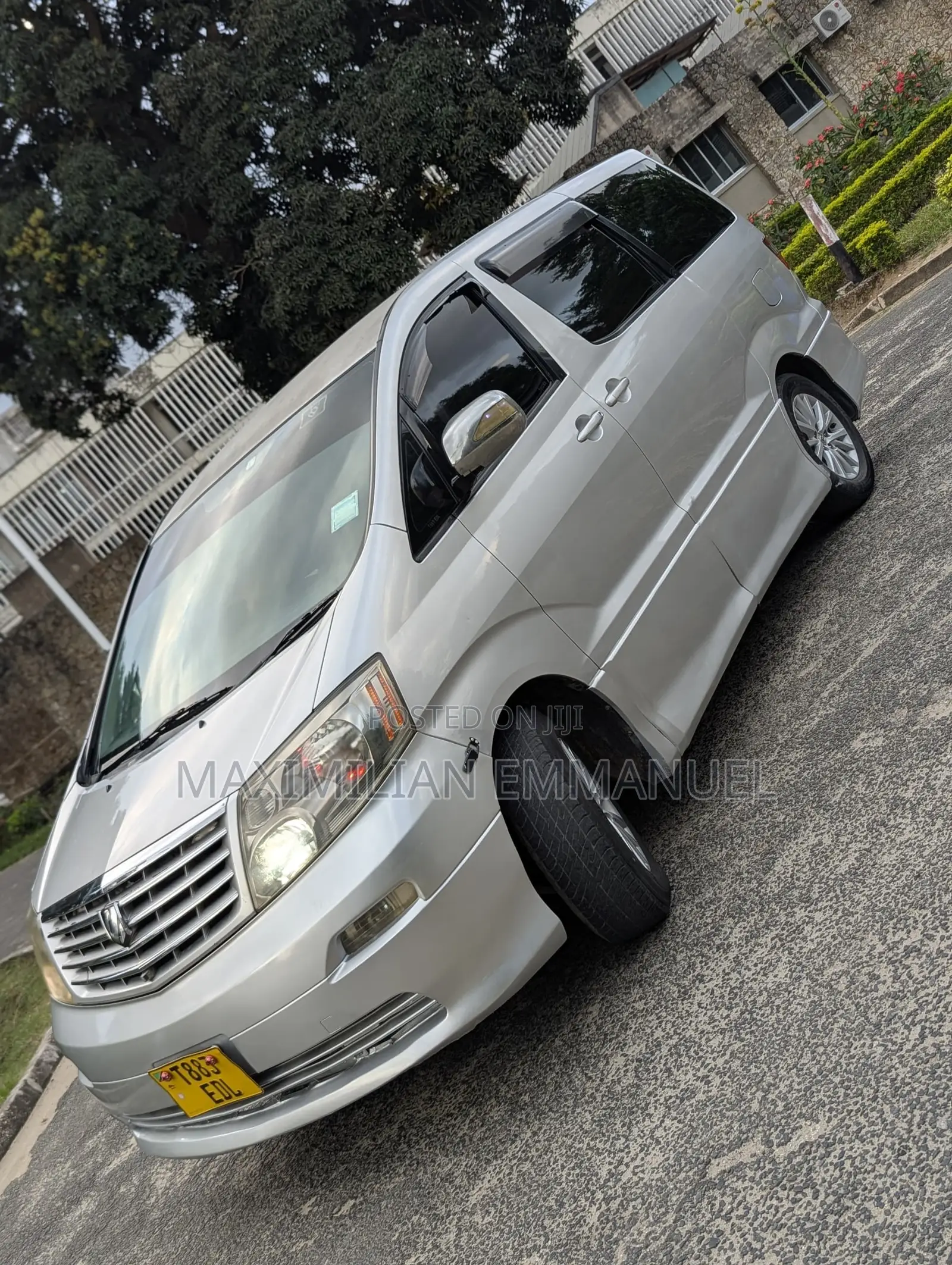 Toyota Alphard 2007 Silver