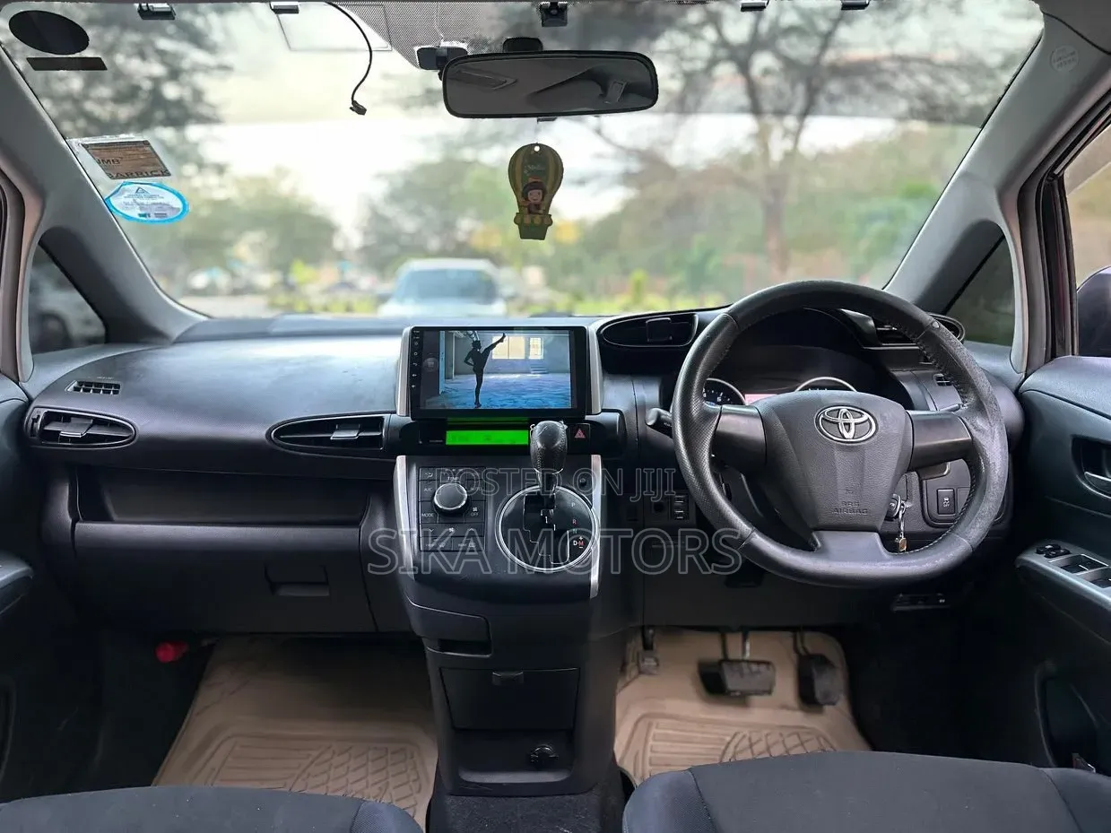 Toyota Wish 2011 Black