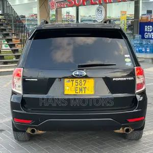 Subaru Forester 2012 Black