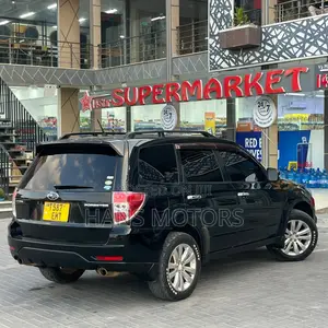 Subaru Forester 2012 Black