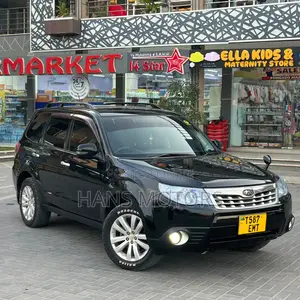 Subaru Forester 2012 Black