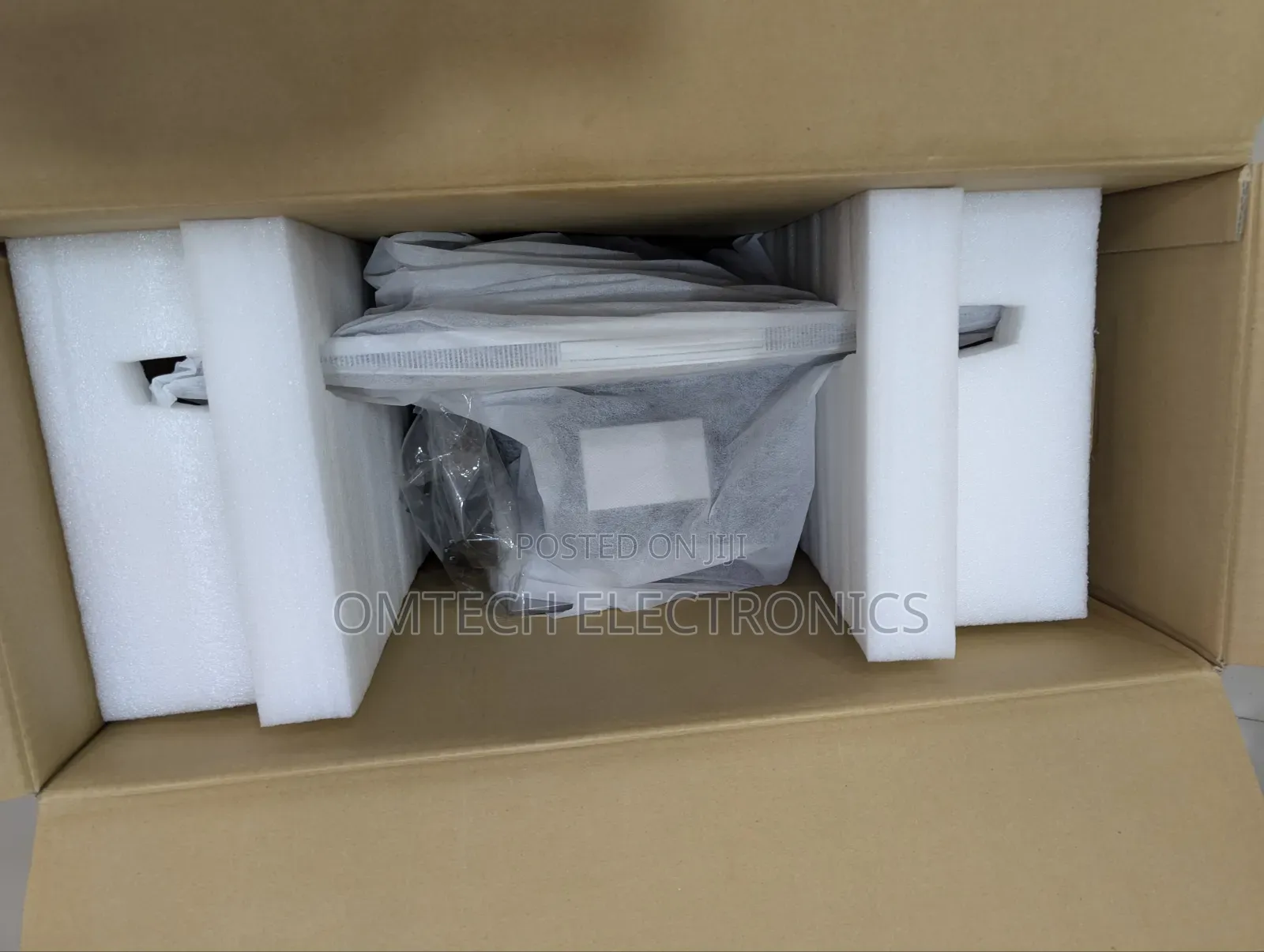 Desktop Computer Dell 16GB Intel Core i5 SSD 256GB