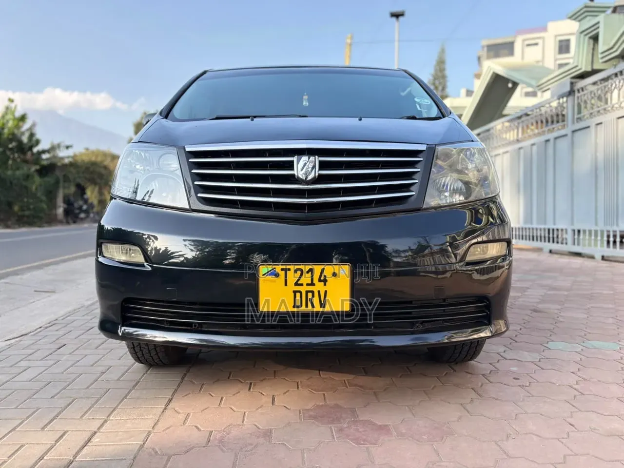 Toyota Alphard 2004 Black