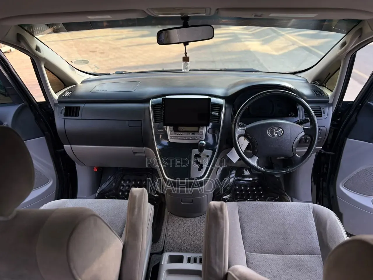 Toyota Alphard 2004 Black