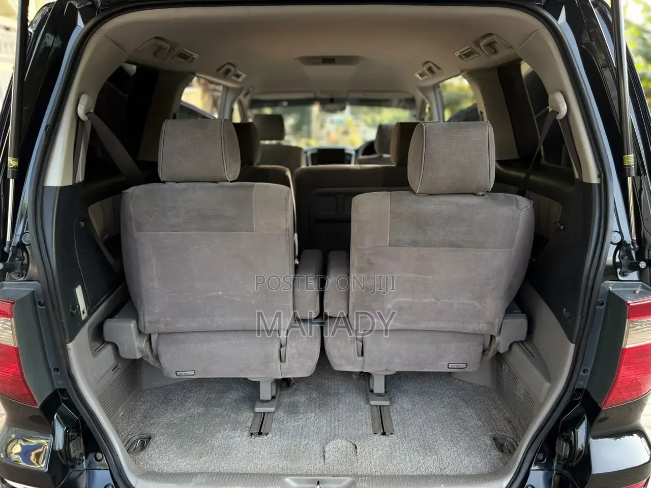 Toyota Alphard 2004 Black