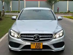 Mercedes-Benz C200 2015 Silver