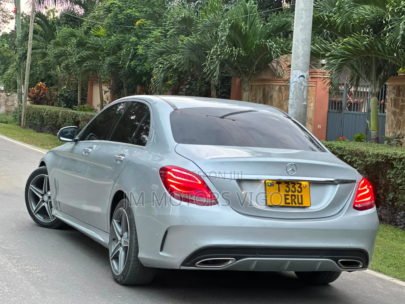 Mercedes-Benz C200 2015 Silver