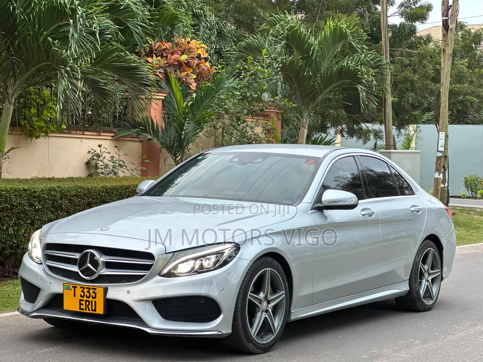 Mercedes-Benz C200 2015 Silver