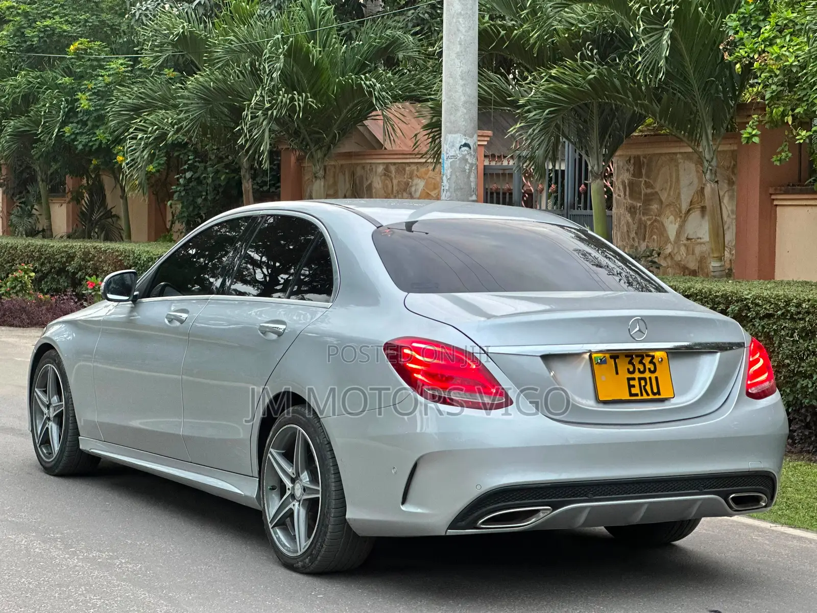 Mercedes-Benz C200 2015 Silver