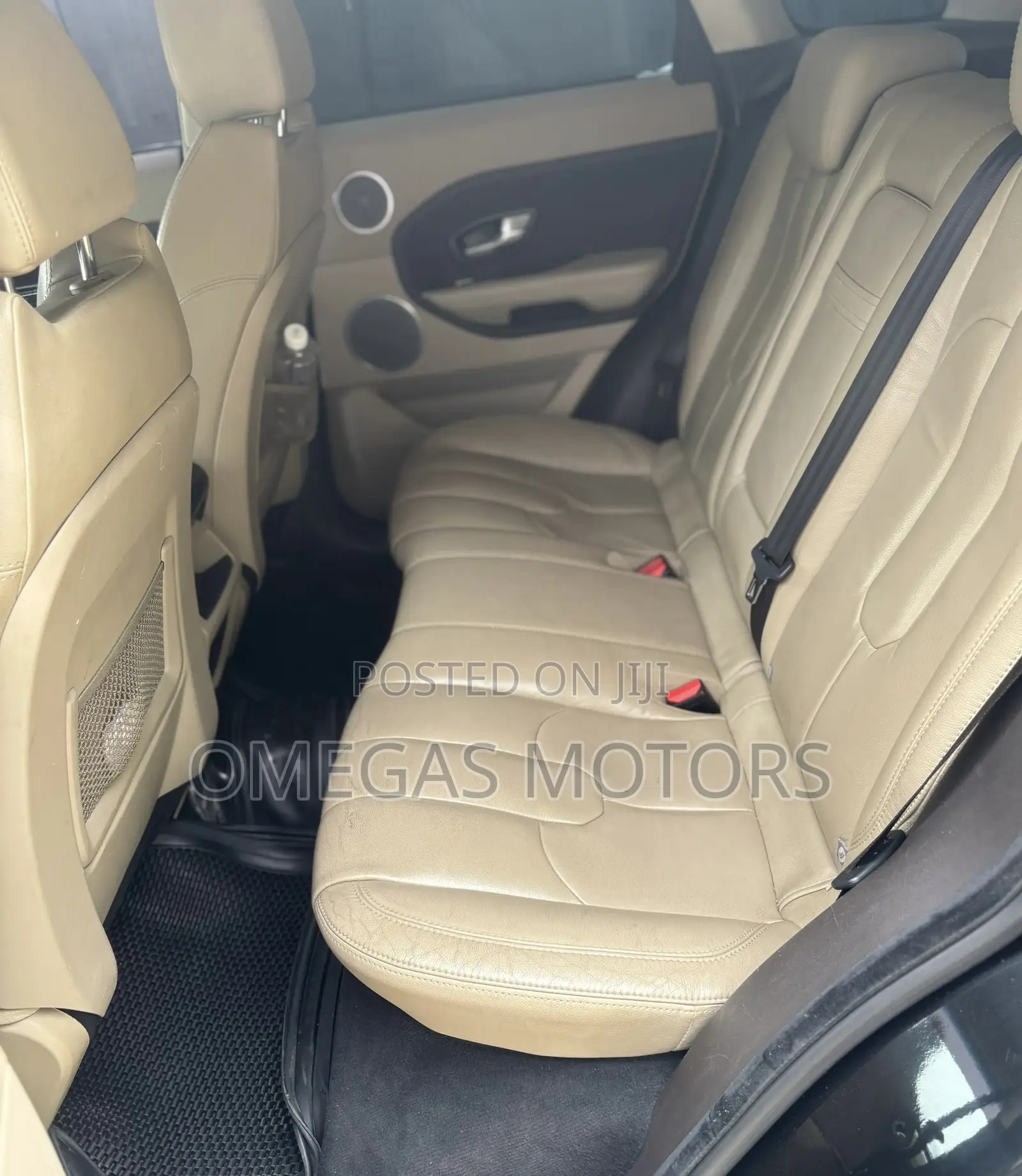 Land Rover Range Rover Evoque Pure AWD 5-Door 2013 Black