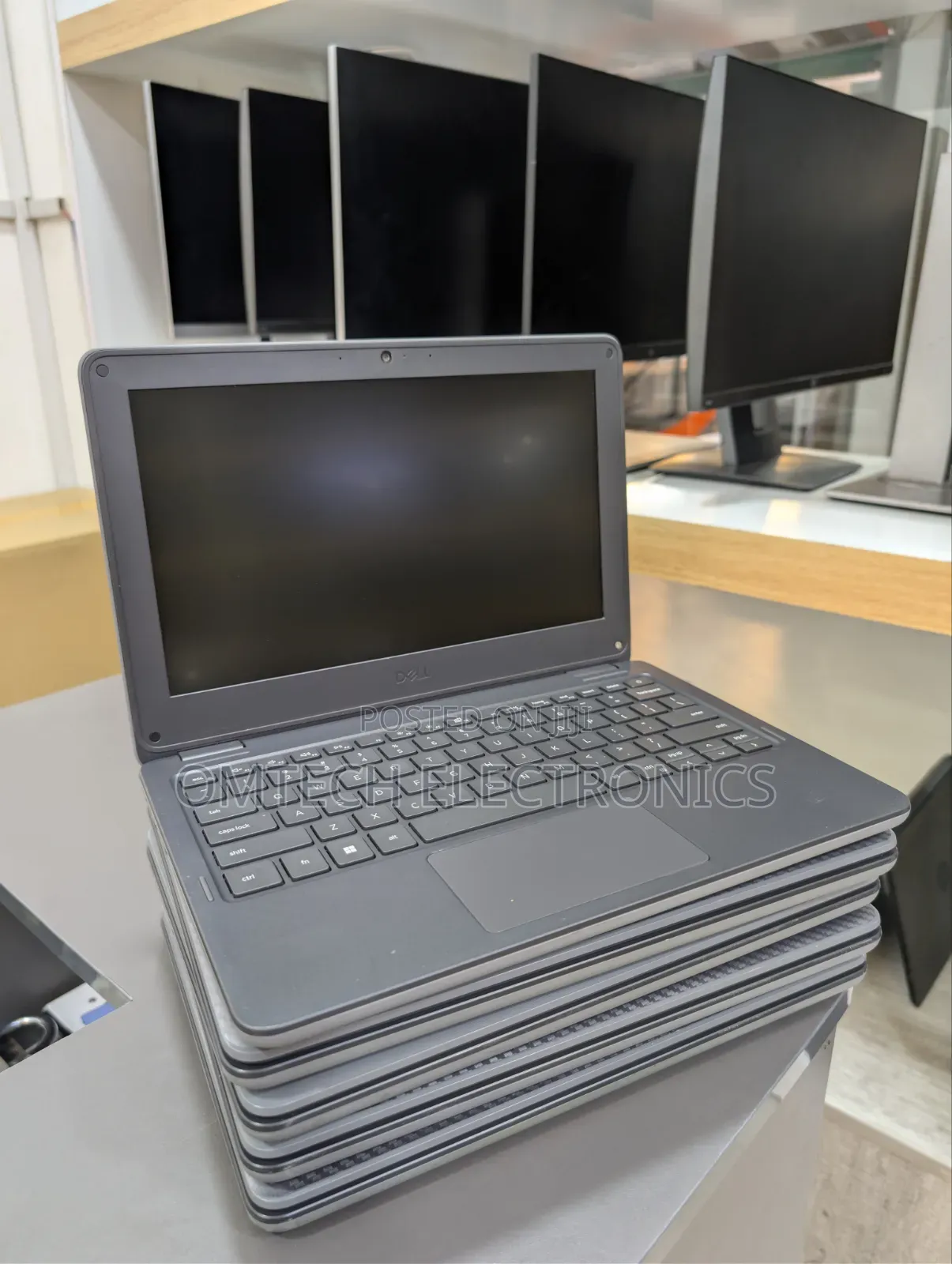 Laptop Dell 8GB Intel SSD 256GB