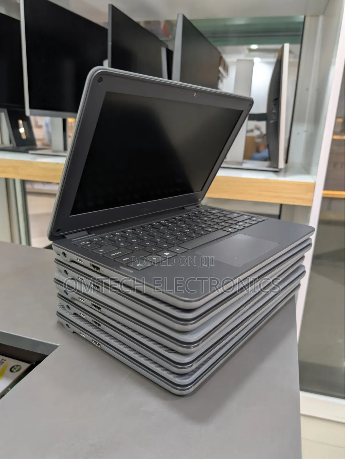 Laptop Dell 8GB Intel SSD 256GB