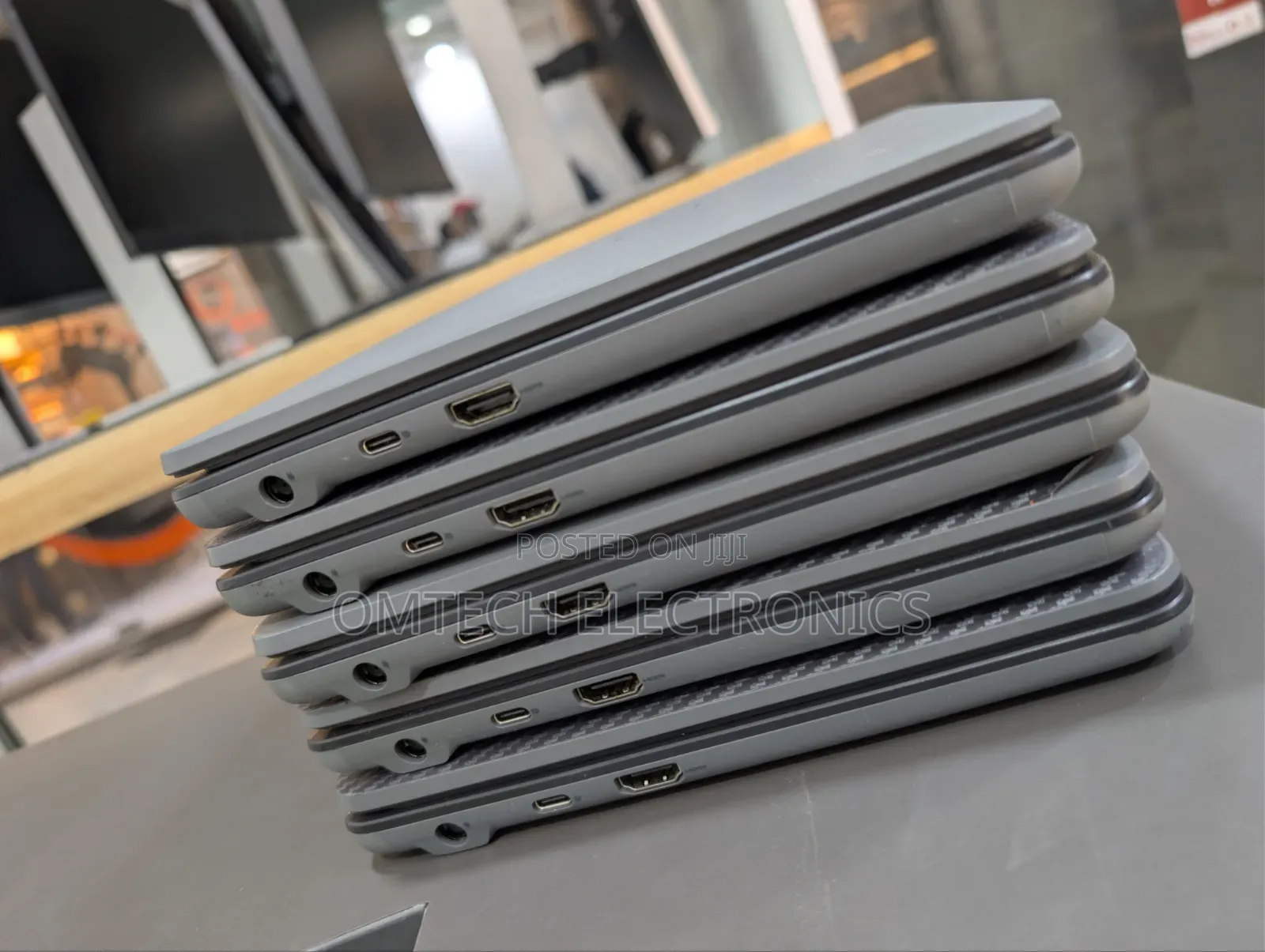 Laptop Dell 8GB Intel SSD 256GB