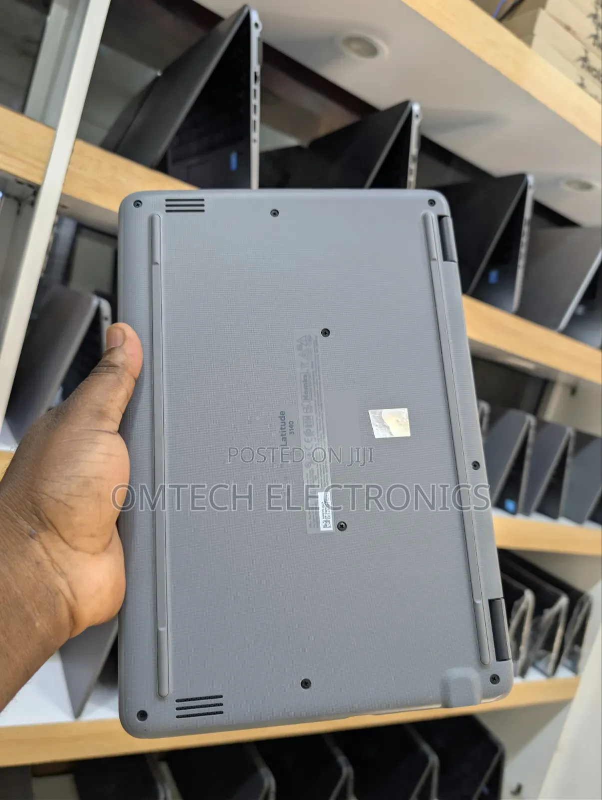 Laptop Dell 8GB Intel SSD 256GB