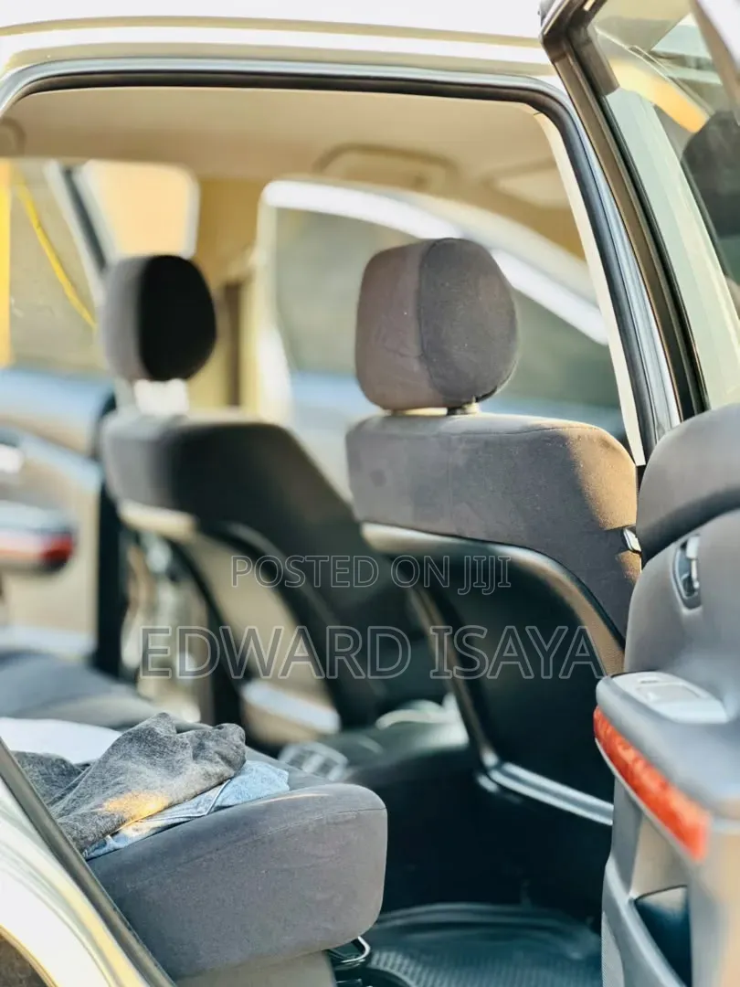 Toyota Harrier 2005 Silver