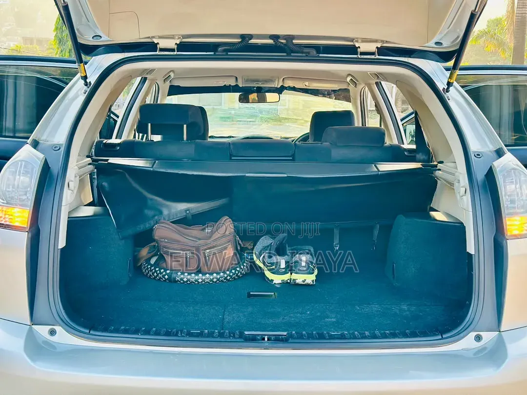 Toyota Harrier 2005 Silver