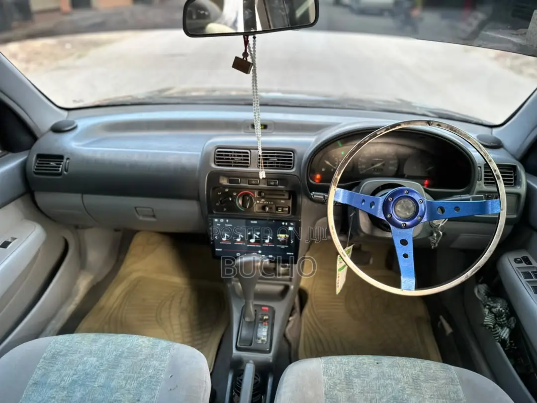 Toyota Starlet 2001 Black