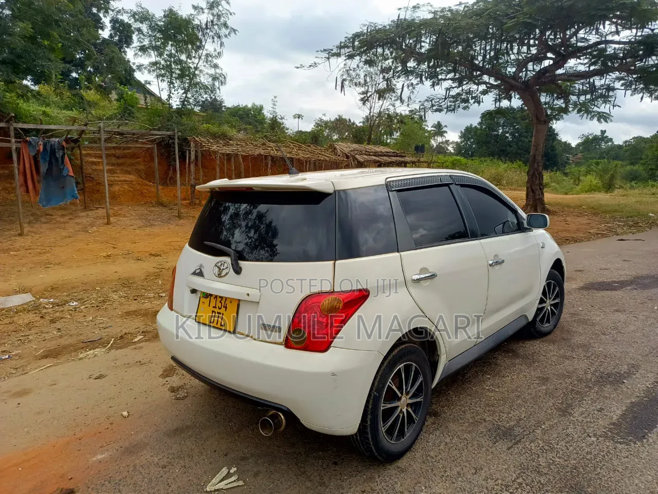 Toyota IST 2004 White