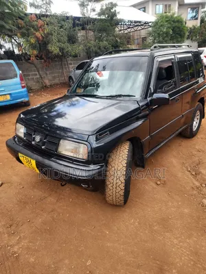 Suzuki Escudo 1997 Black