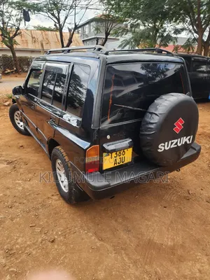 Suzuki Escudo 1997 Black