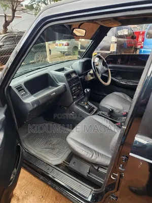 Suzuki Escudo 1997 Black