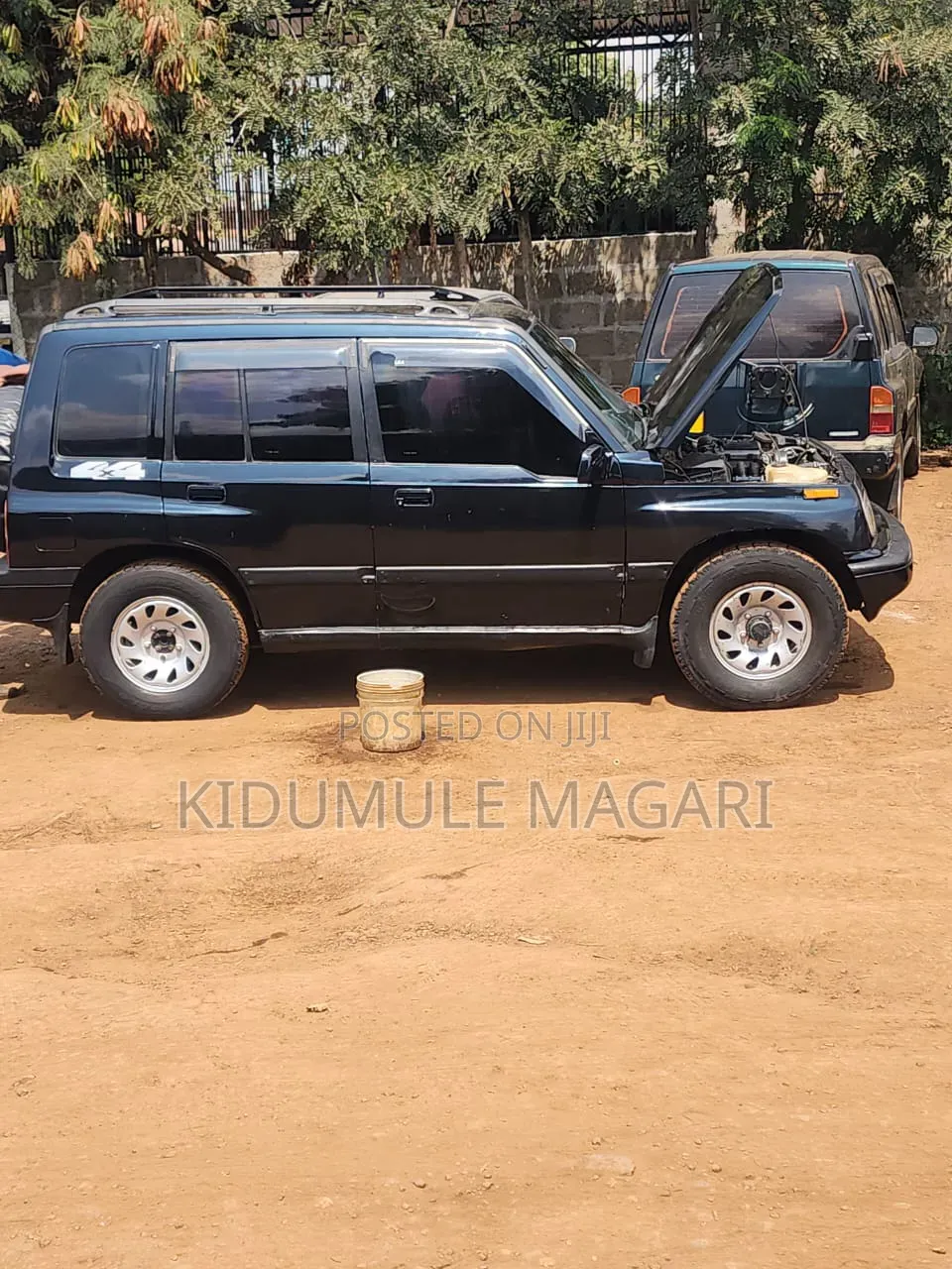 Suzuki Escudo 1997 Black