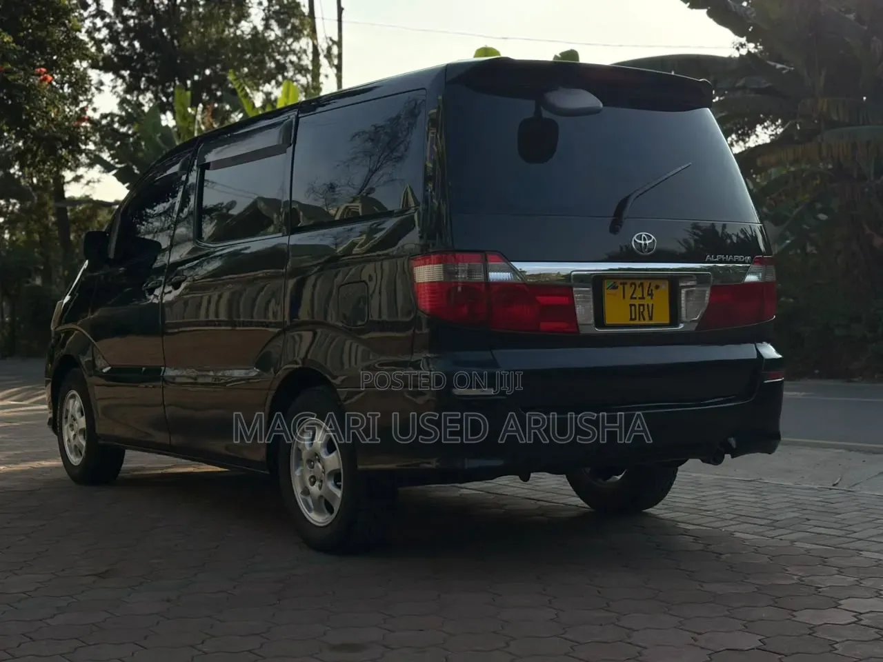 Toyota Alphard 2004 Black
