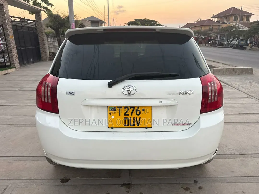 Toyota Corolla RunX 2003 White