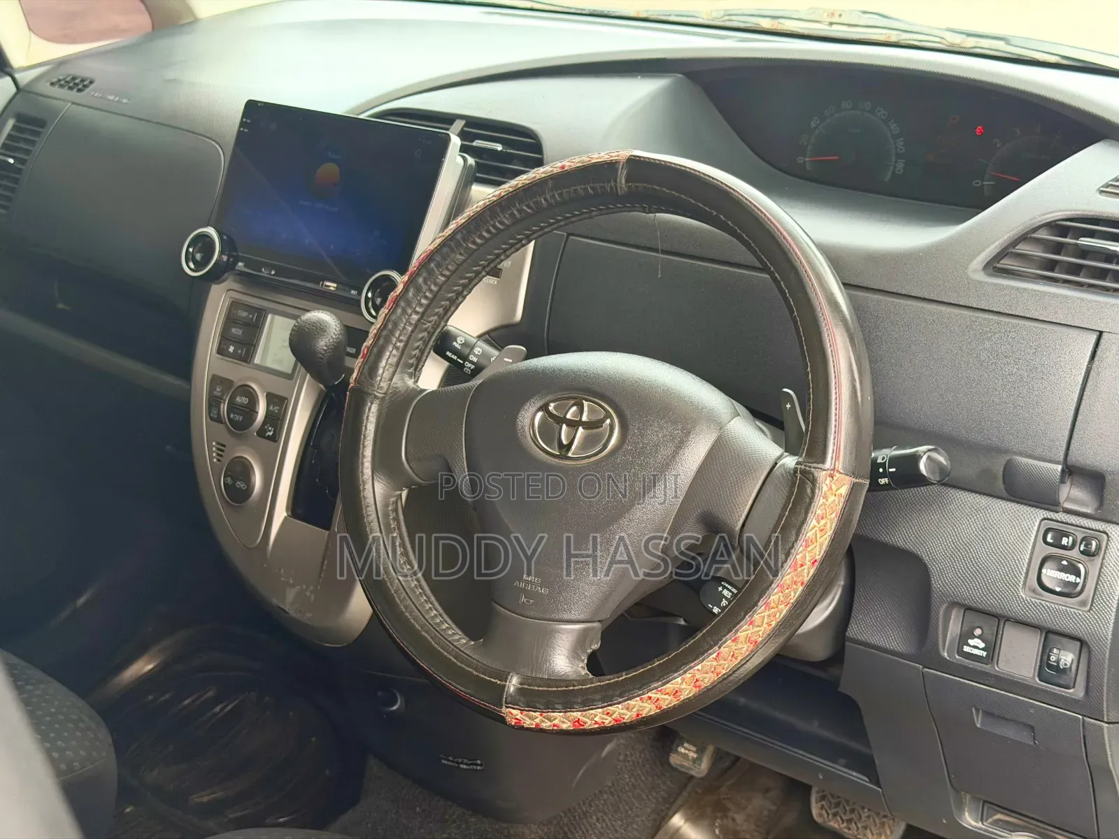 Toyota Ractis 2005 White