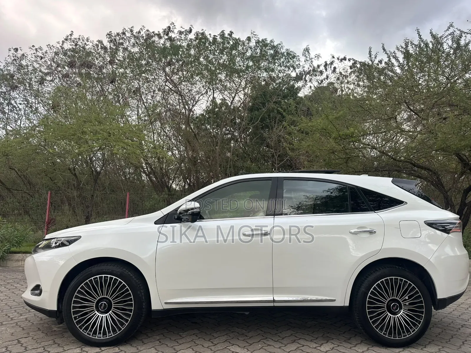 Toyota Harrier 2015 White