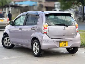 Toyota Passo 1.0 AWD 2013 Purple