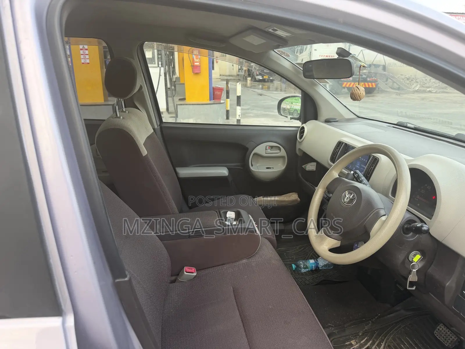 Toyota Passo 1.0 AWD 2013 Purple