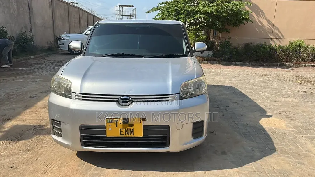 Toyota Corolla Rumion 2008 Silver