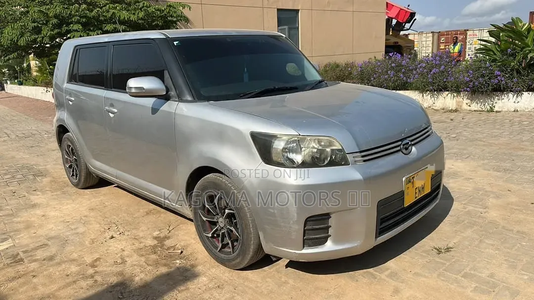 Toyota Corolla Rumion 2008 Silver