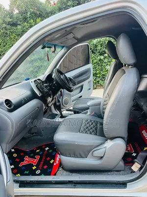 Toyota RAV4 2002 Silver