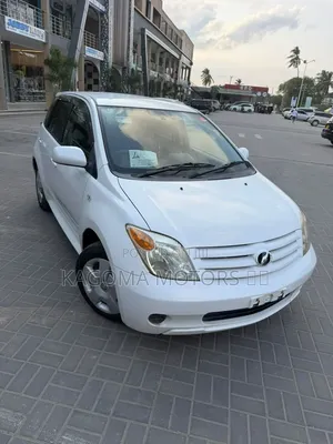 Toyota IST 2005 White