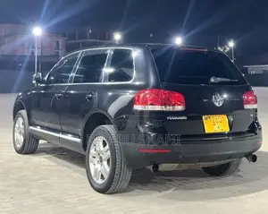 Volkswagen Touareg 2008 Black