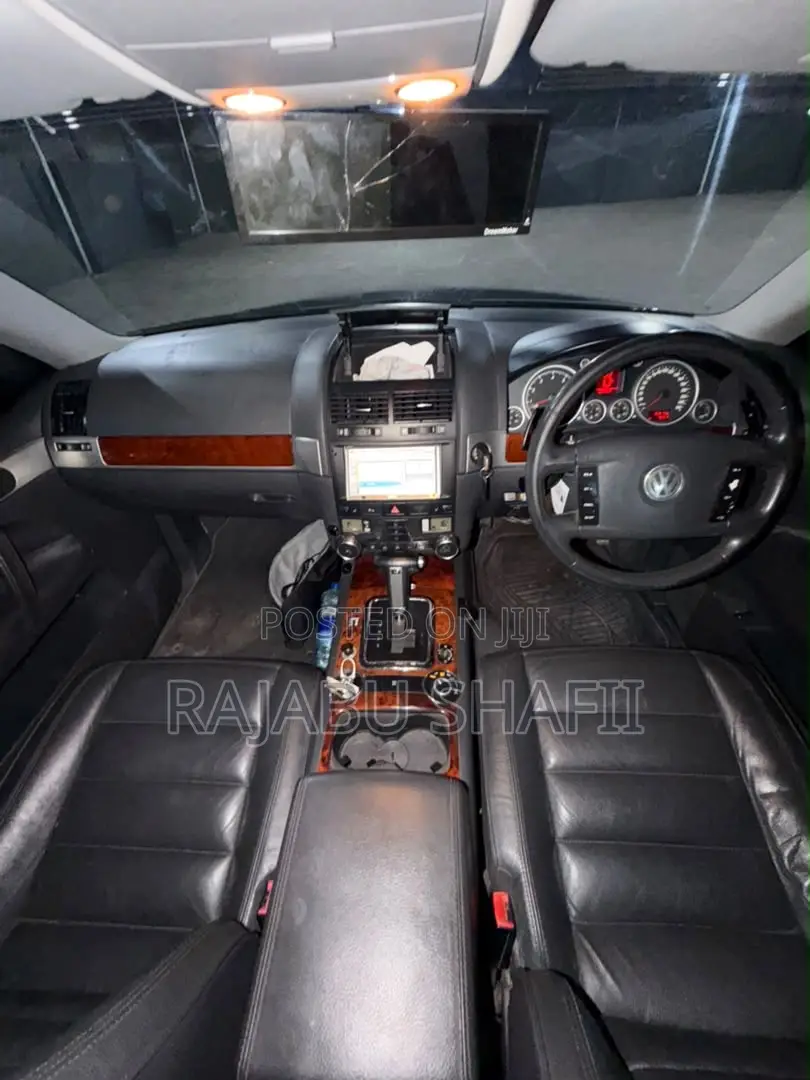 Volkswagen Touareg 2008 Black