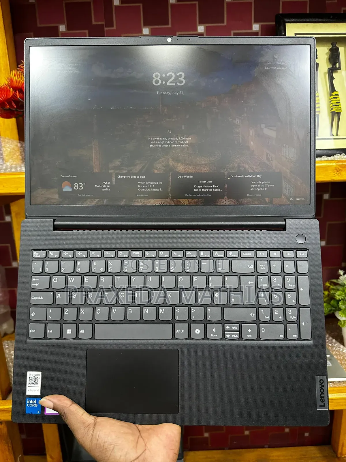 Laptop Lenovo V15 8GB Intel Core 5 SSD 512GB