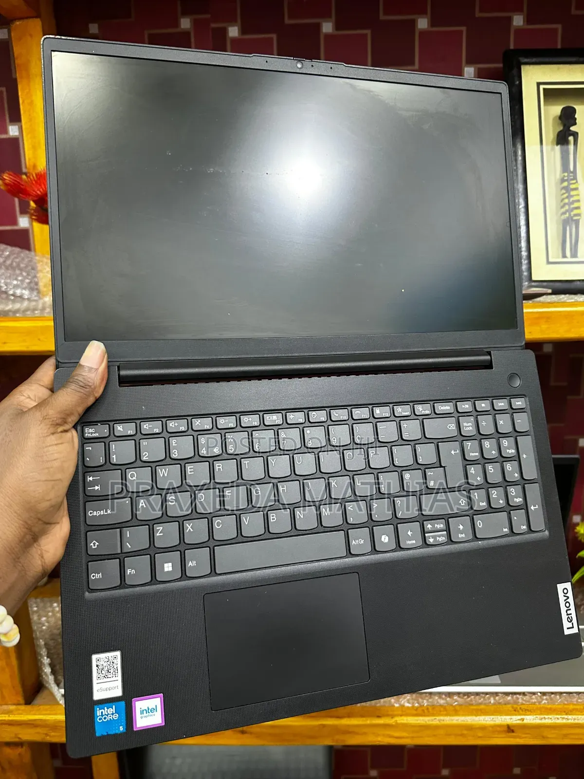 Laptop Lenovo V15 8GB Intel Core 5 SSD 512GB