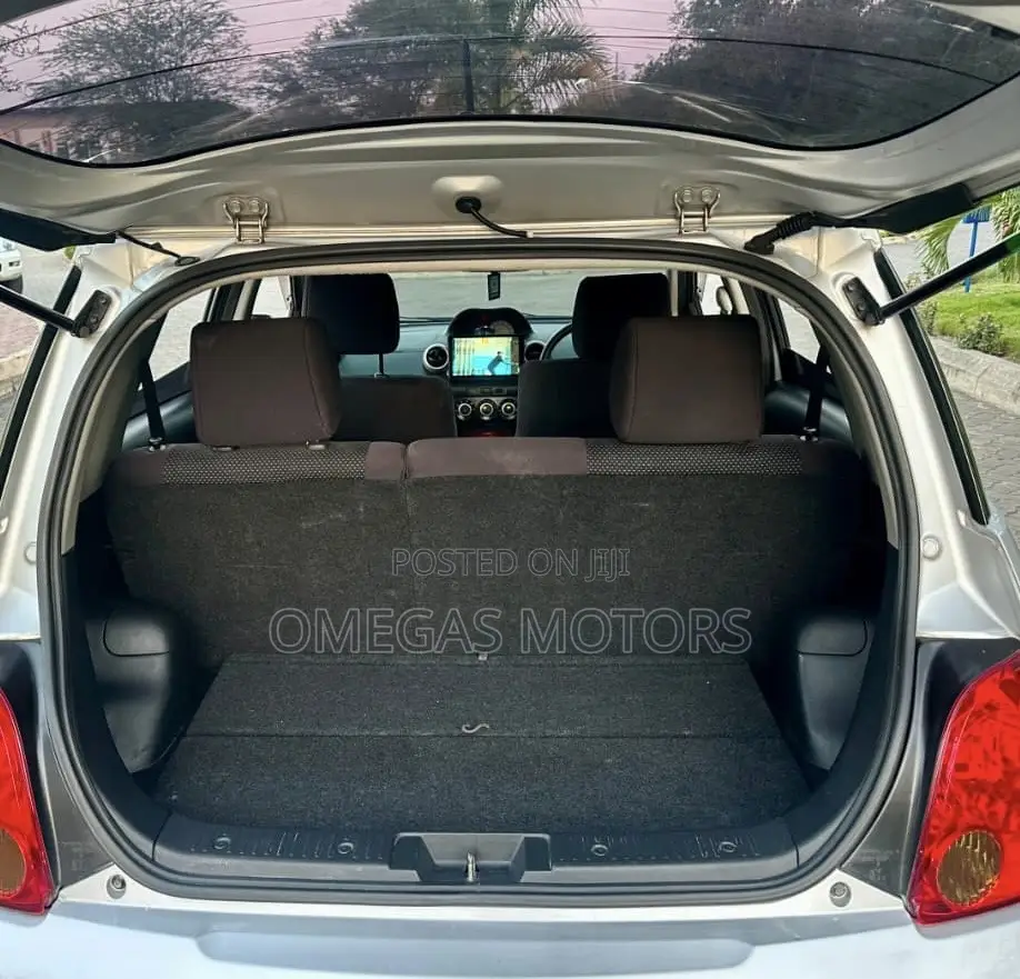 Toyota IST 2003 Silver