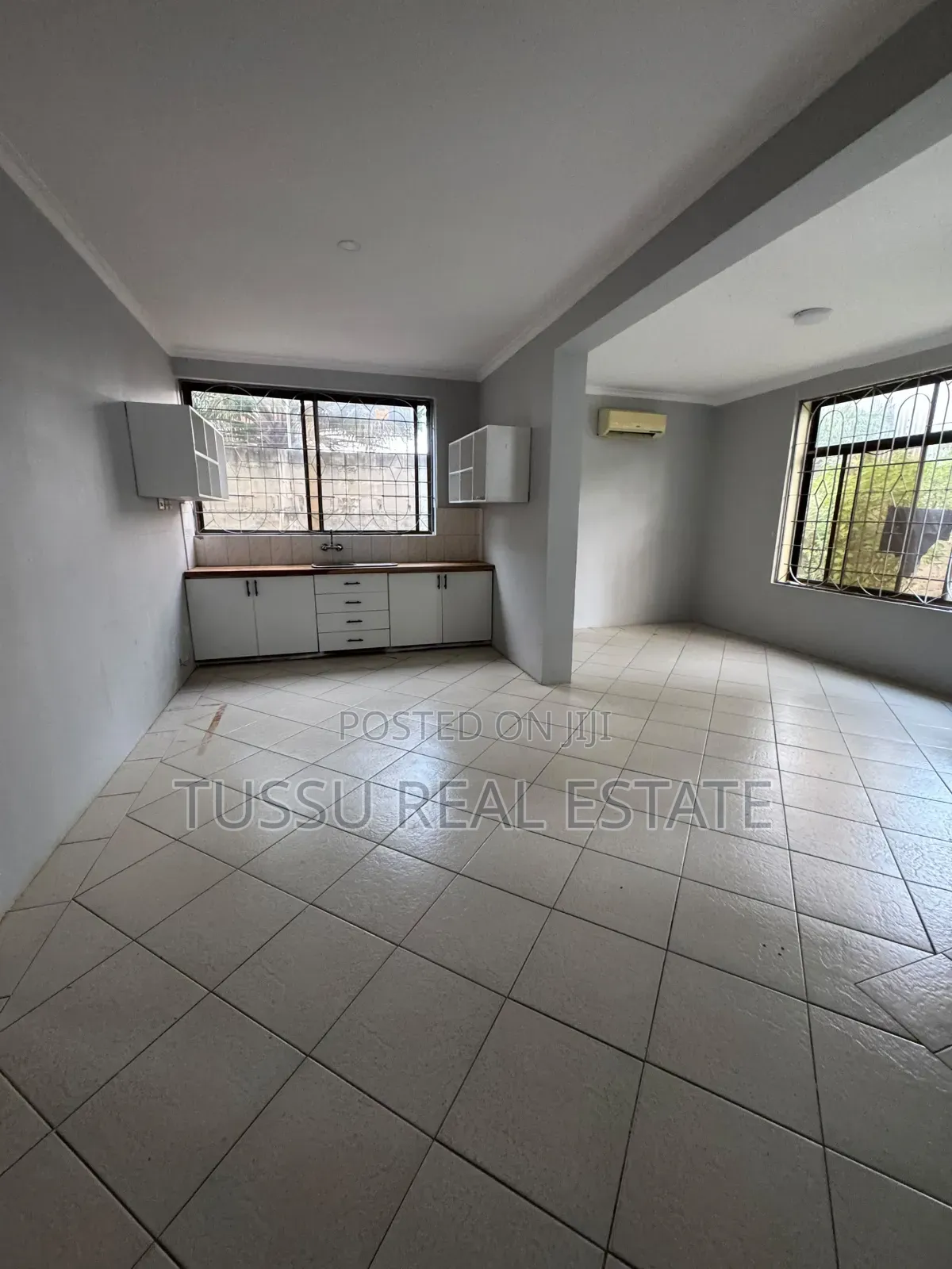 2bdrm Apartment in Mikochen Regent, Mikocheni for rent