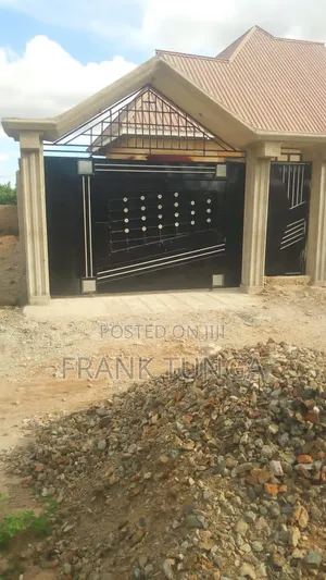 4bdrm House in Nkuhungu Daraja La, Nkungulu for rent