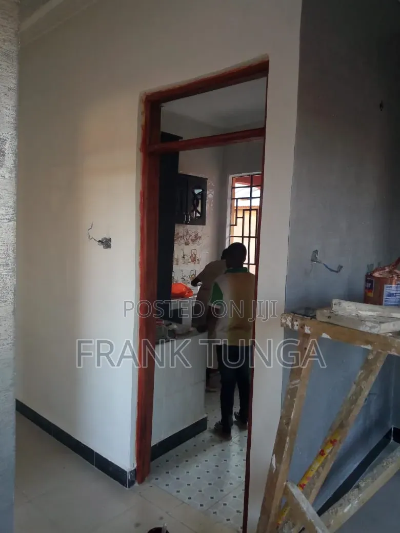 4bdrm House in Nkuhungu Daraja La, Nkungulu for rent