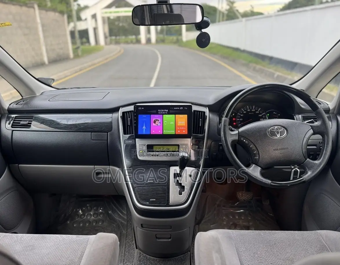 Toyota Alphard 2.4 Petrol AWD 2006 Black