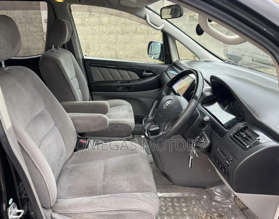 Toyota Alphard 2.4 Petrol AWD 2006 Black