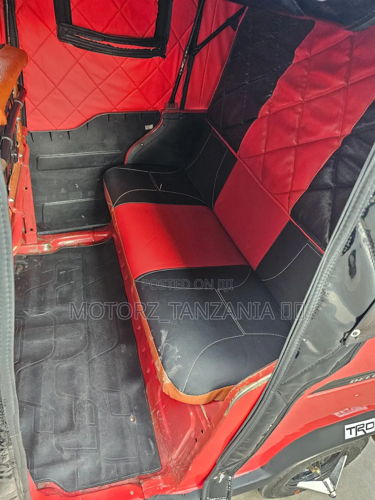 TVS Metro Plus 2024 Red